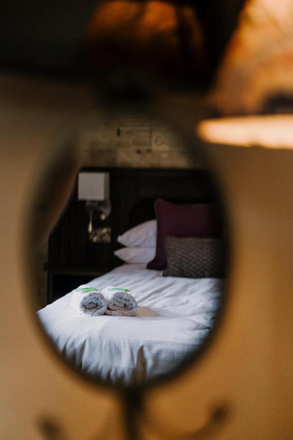 The Bull Hotel Stony Stratford Eksteriør bilde