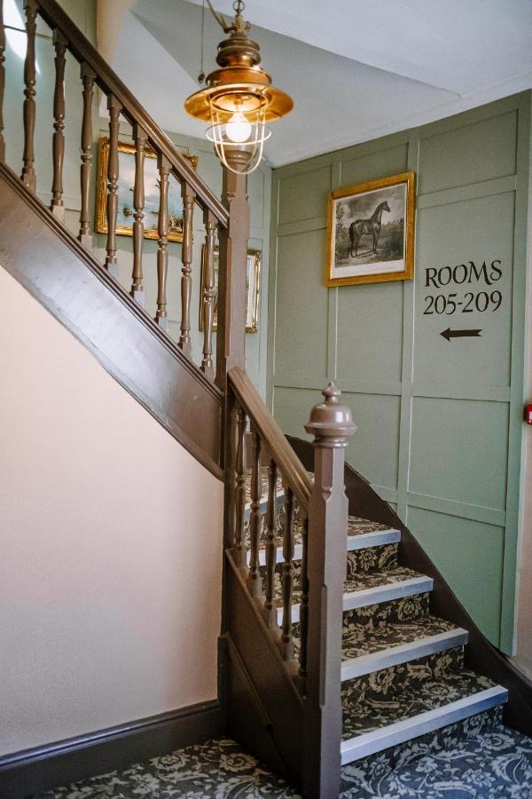 The Bull Hotel Stony Stratford Eksteriør bilde